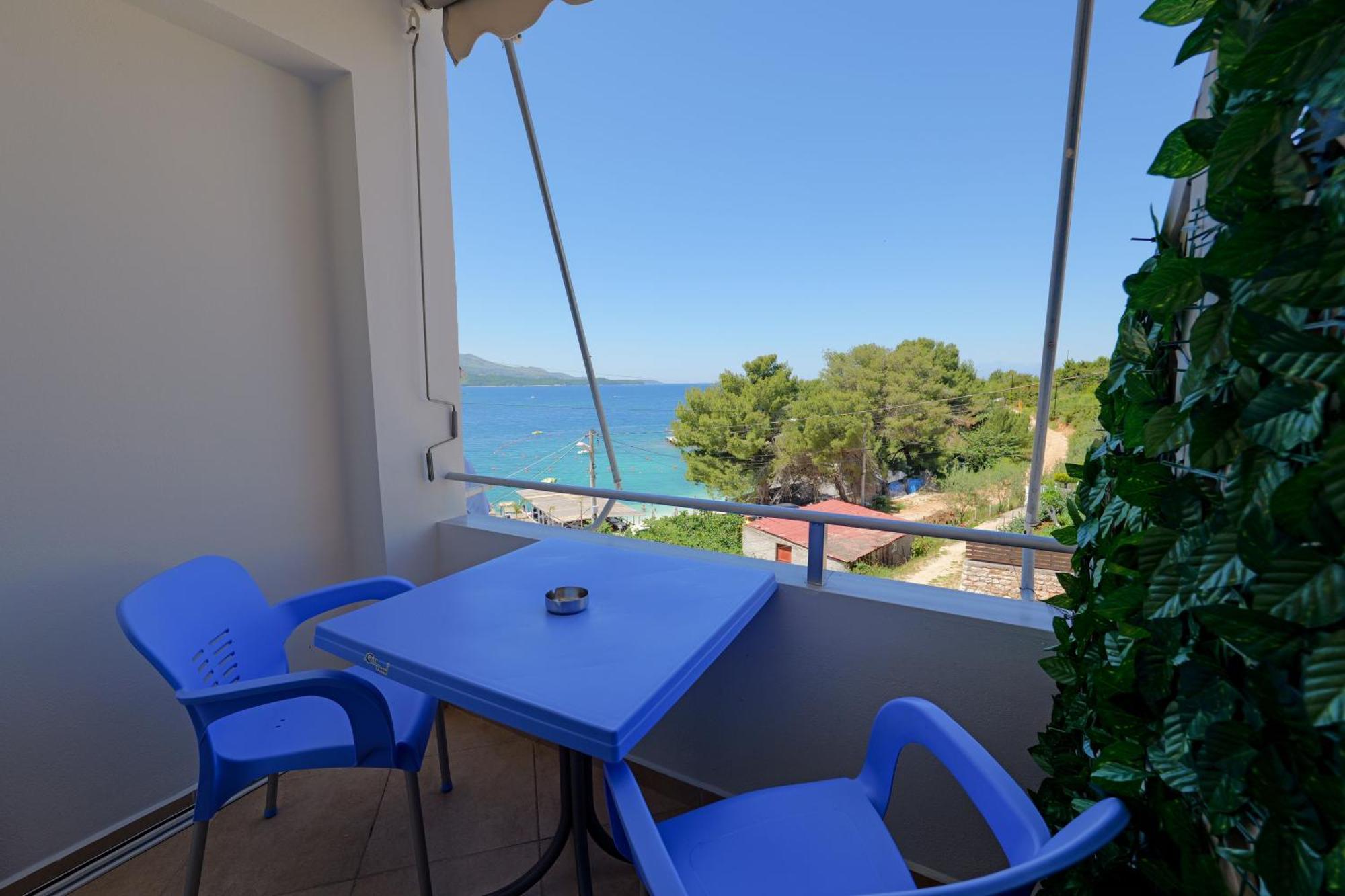 Livia'S Guesthouse Ksamil Esterno foto